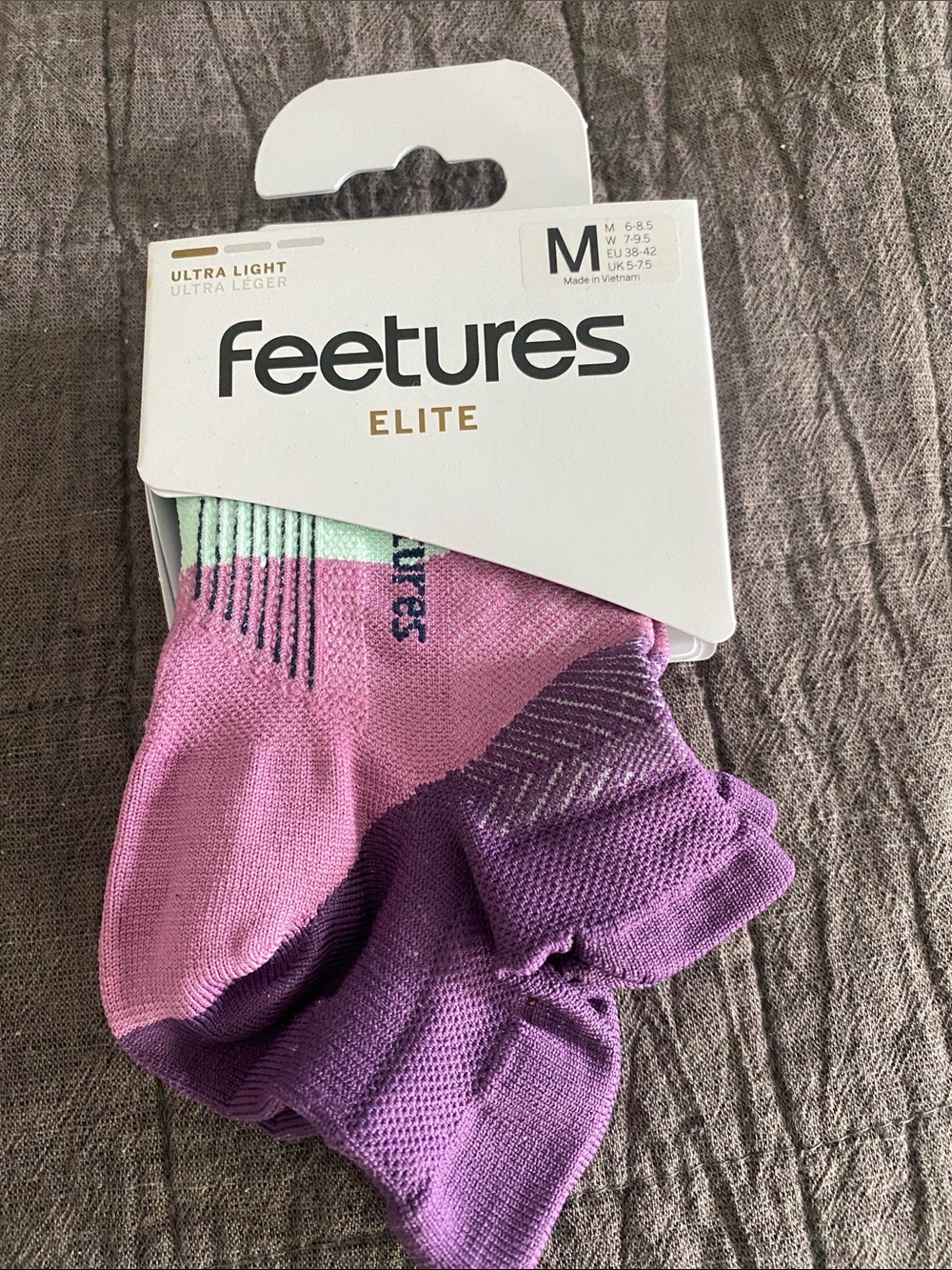 NWT/NIP Feetures Elite Women’s Pink & Purple Low-Cut Ultra Light Running Socks